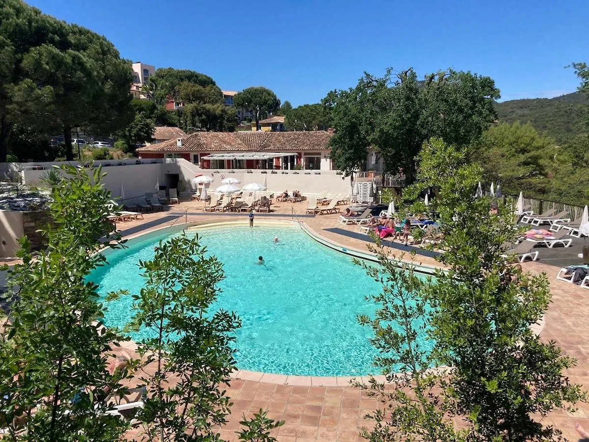 Apartment Appartement 2 Chambres- 6 Personnes-Restanques Golf De St Tropez Grimaud France